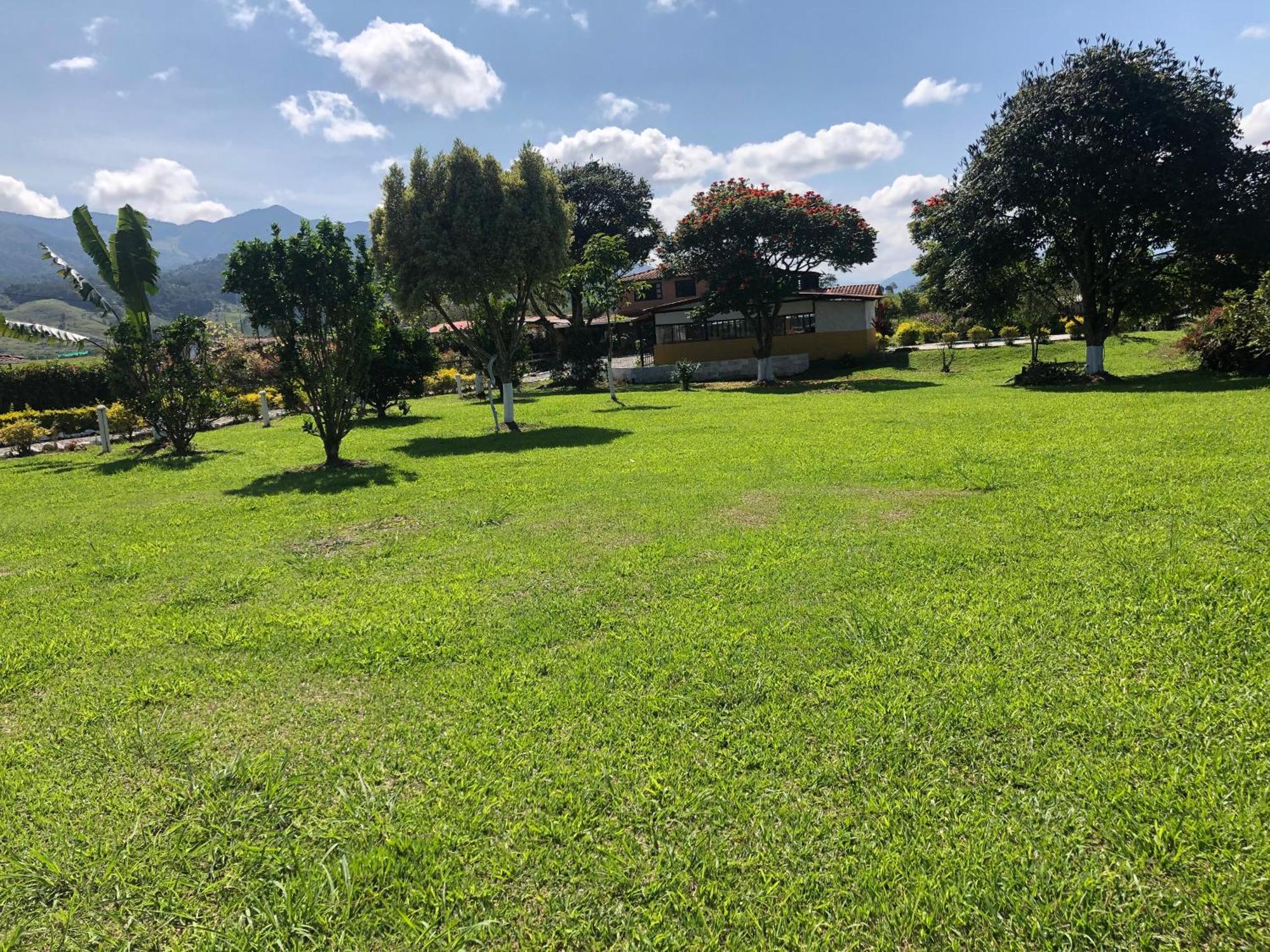 Finca Hotel Paraiso Urrao Eksteriør billede