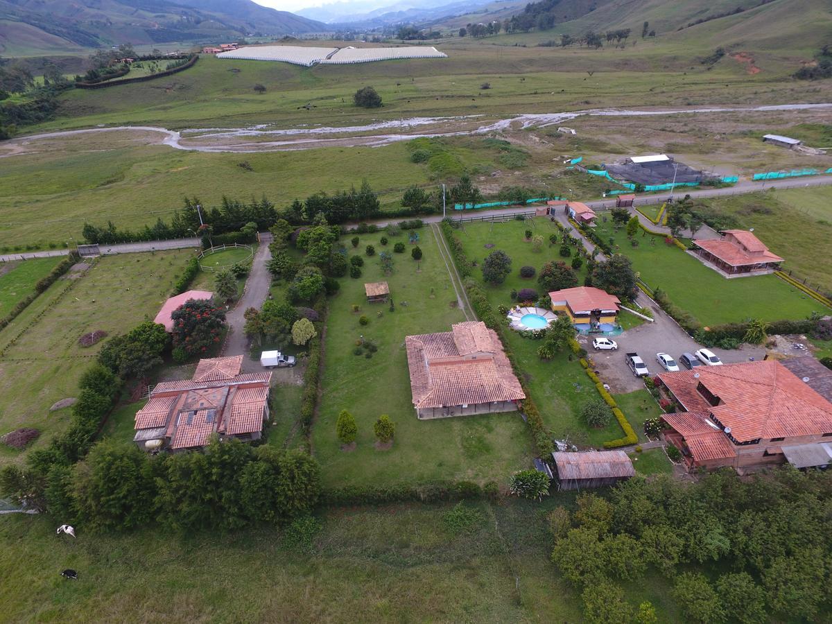Finca Hotel Paraiso Urrao Eksteriør billede